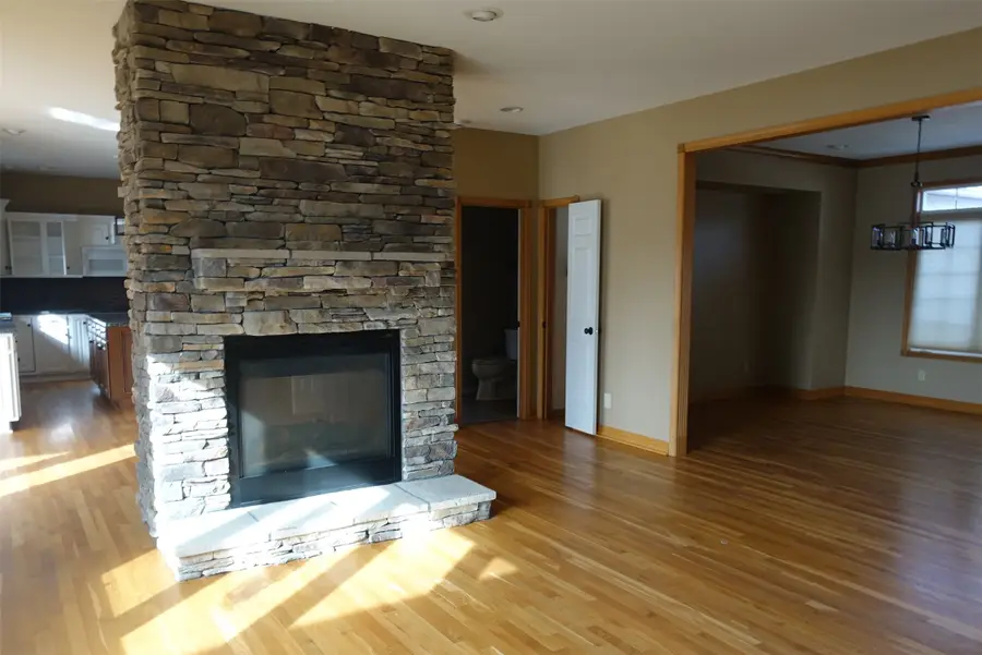 3310 NE Huntington Lane, Ankeny, IA 50021 - #2