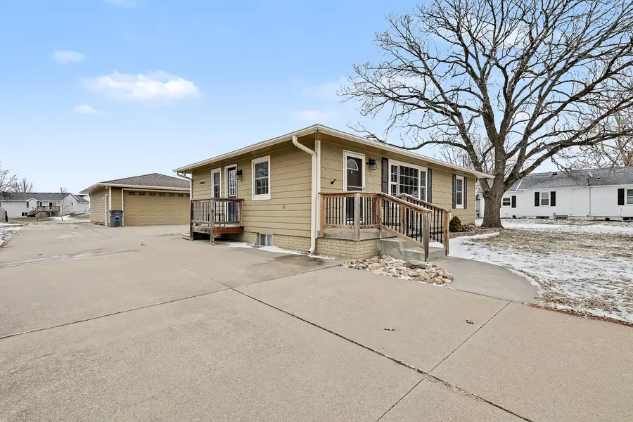 746 SW 54th Street, Ankeny, IA 50023 - #2