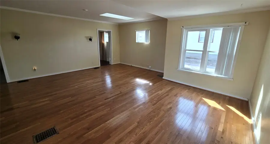 205 E Market Street, Laurel, IA 50141 - #3