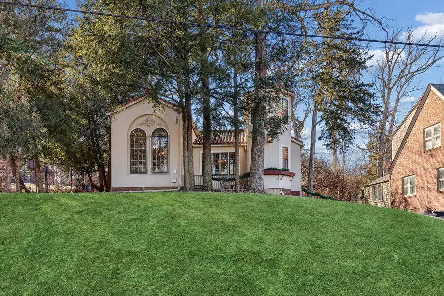 5716 Ingersoll Avenue, Des Moines, IA 50312 - #3