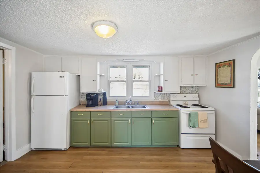 401 S 3rd Street, Polk City, IA 50226 - #2