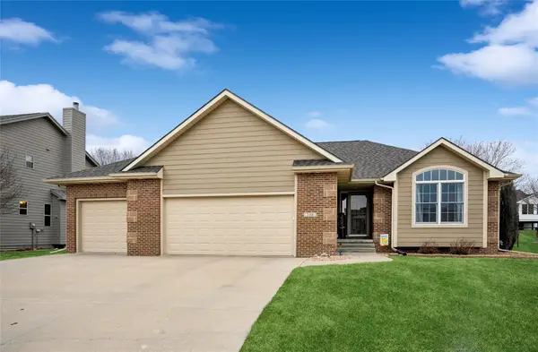 208 NW 14th Street, Grimes, IA 50111