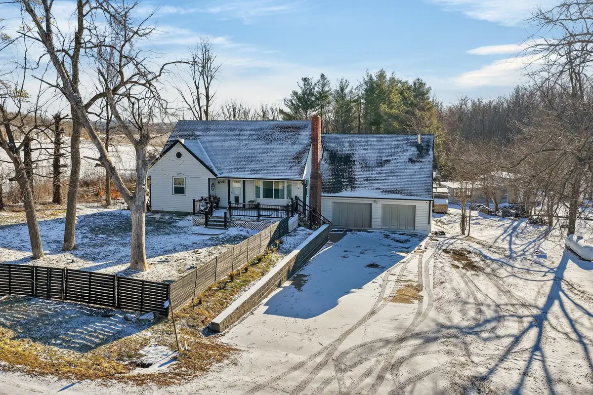 388 W 36th Street N, Newton, IA 50208 - #1