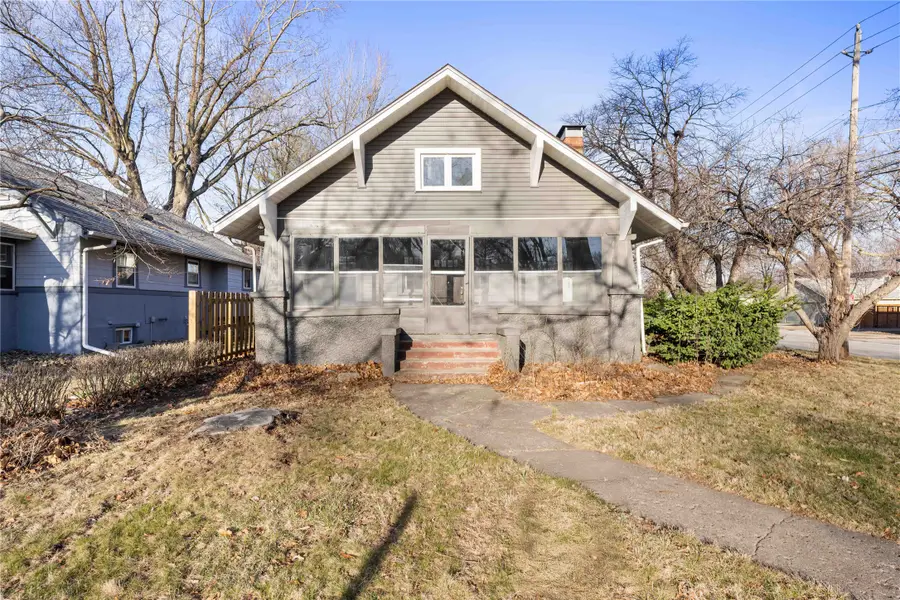 1344 45th Street, Des Moines, IA 50311 - #2