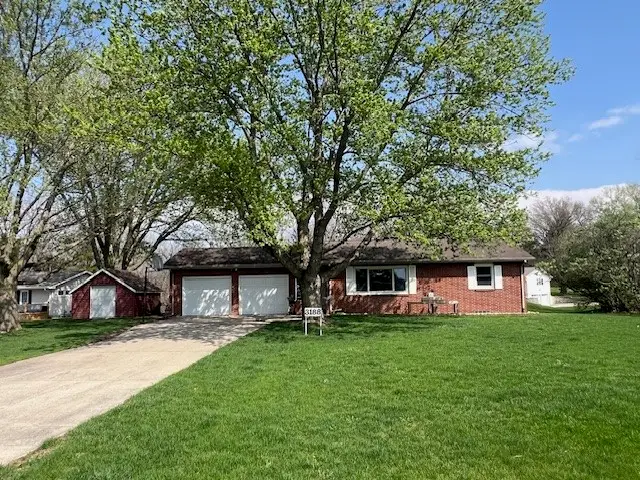 3188 S Dakota Avenue, Ames, IA 50014 - #1