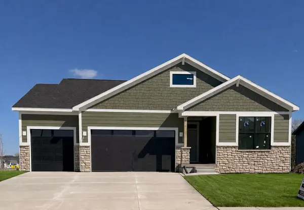 1625 NW Parkside Lane, Waukee, IA 50263