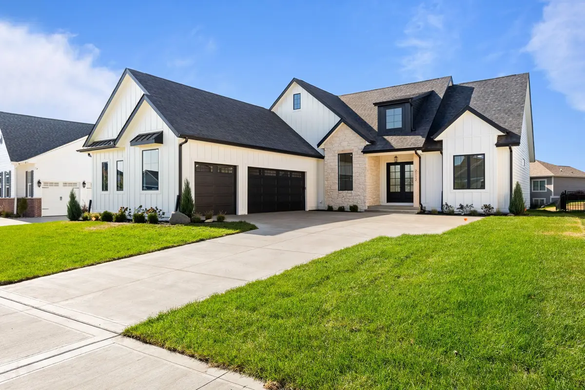 2112 SW Cascade Falls Drive, Ankeny, IA 50023 - #1