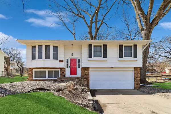 4508 67th Street, Urbandale, IA 50322