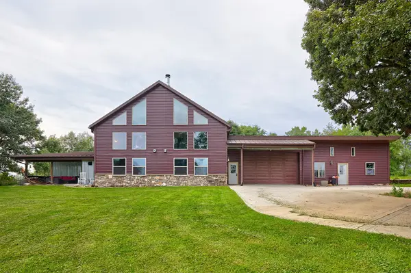 2337 Vintage Lane, St Charles, IA 50240