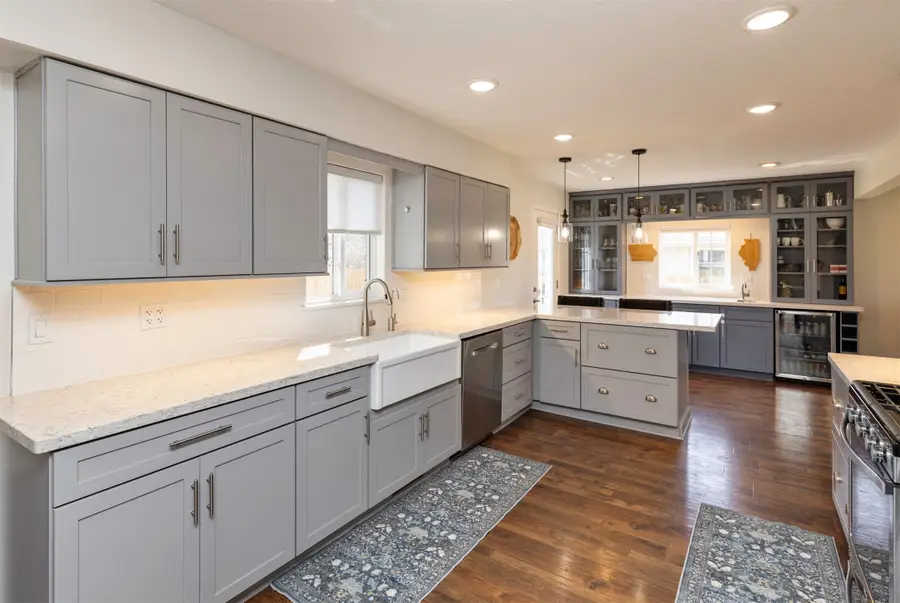 1659 NW 109th Street, Clive, IA 50325 - #2