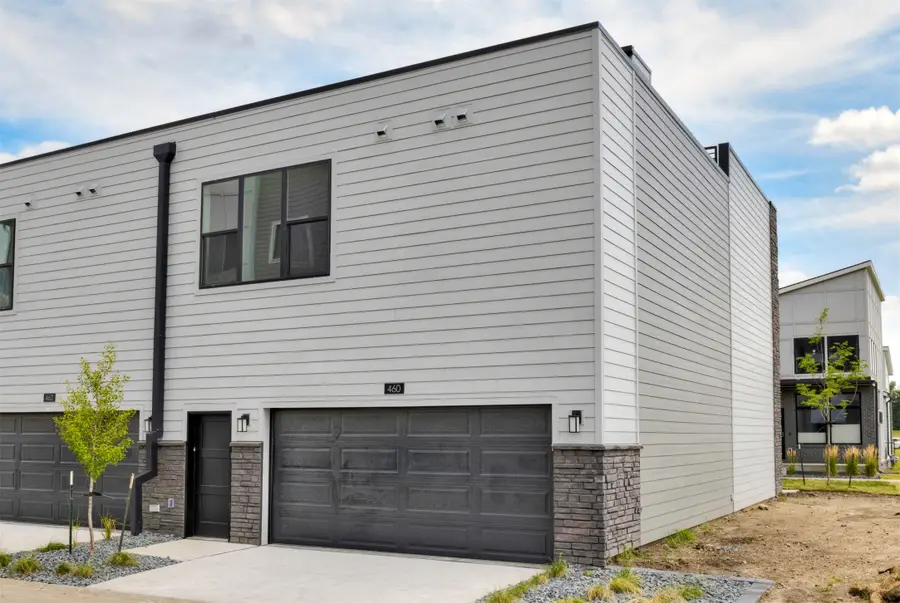 460 SW 12th Street, Des Moines, IA 50309 - #3