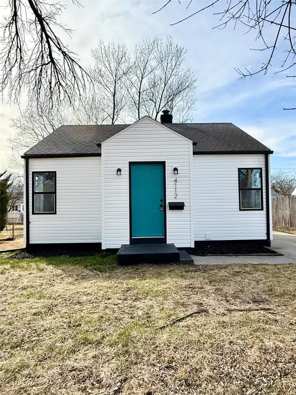 4112 Oxford Street, Des Moines, IA 50313