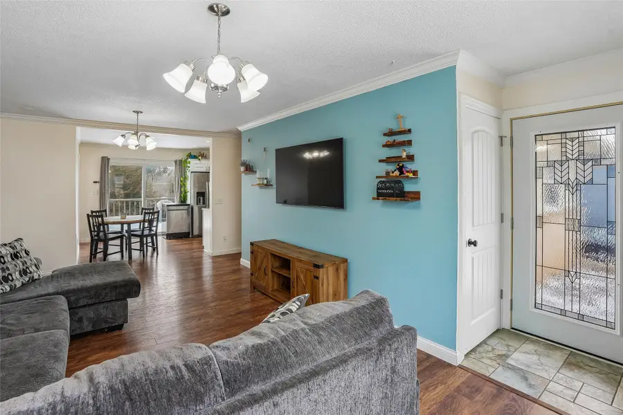 4901 Ash Drive, Pleasant Hill, IA 50327 - #3