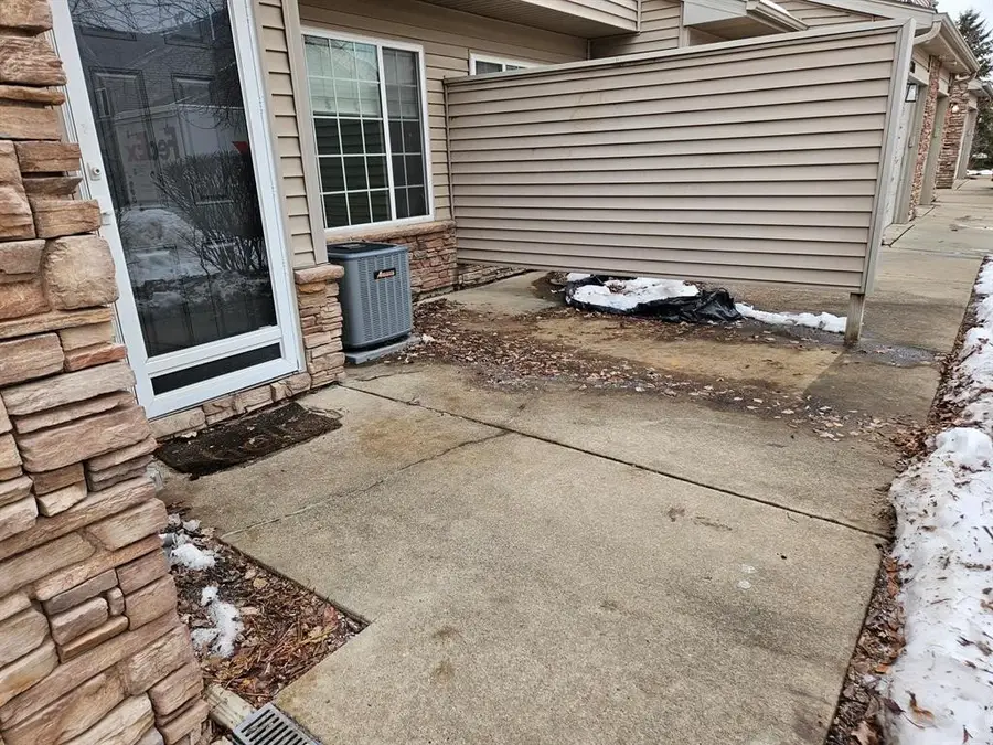 8610 Ep True Parkway #12009, West Des Moines, IA 50265 - #3