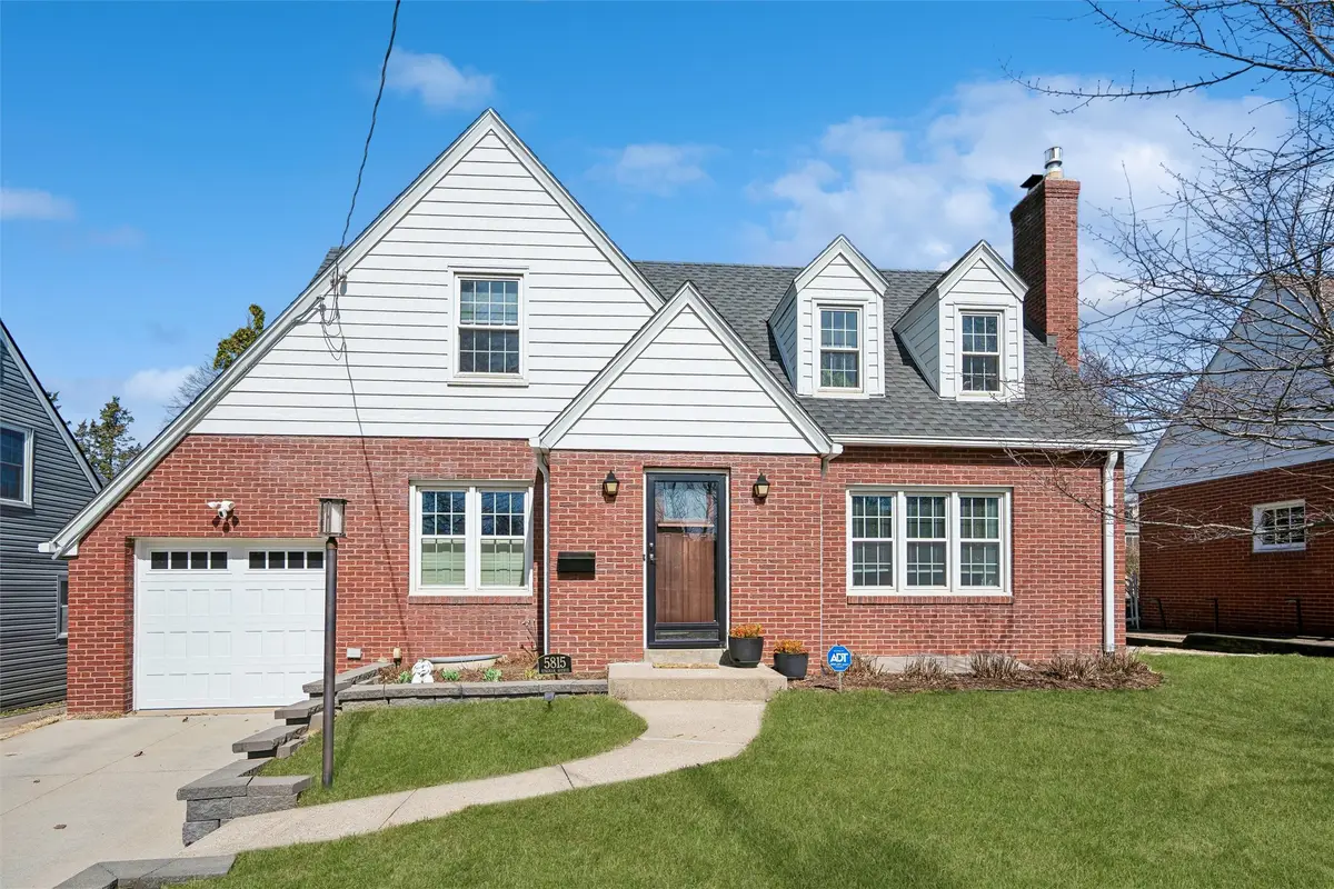 5815 Kingman Avenue, Des Moines, IA 50311 - #1