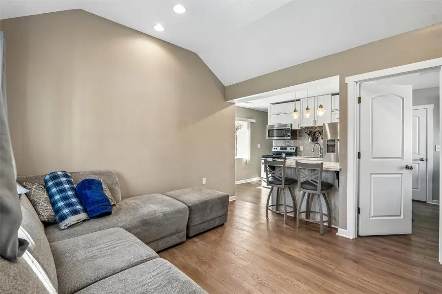 6100 SE 4th Street, Des Moines, IA 50315 - #3