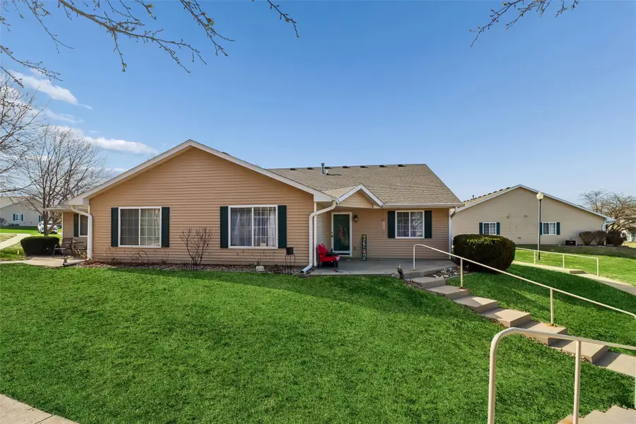 1100 N 6th Street #8, Indianola, IA 50125 - #2