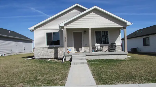 1608 Justice Way, Knoxville, IA 50138