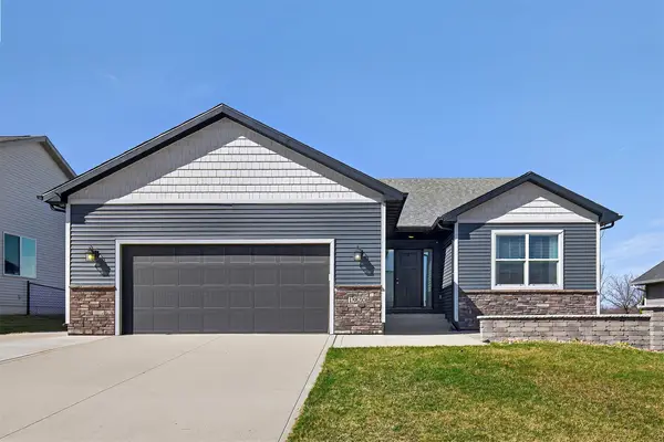 1920 Roebling Road, Adel, IA 50003