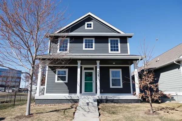 529 S Bluestone Way, West Des Moines, IA 50266