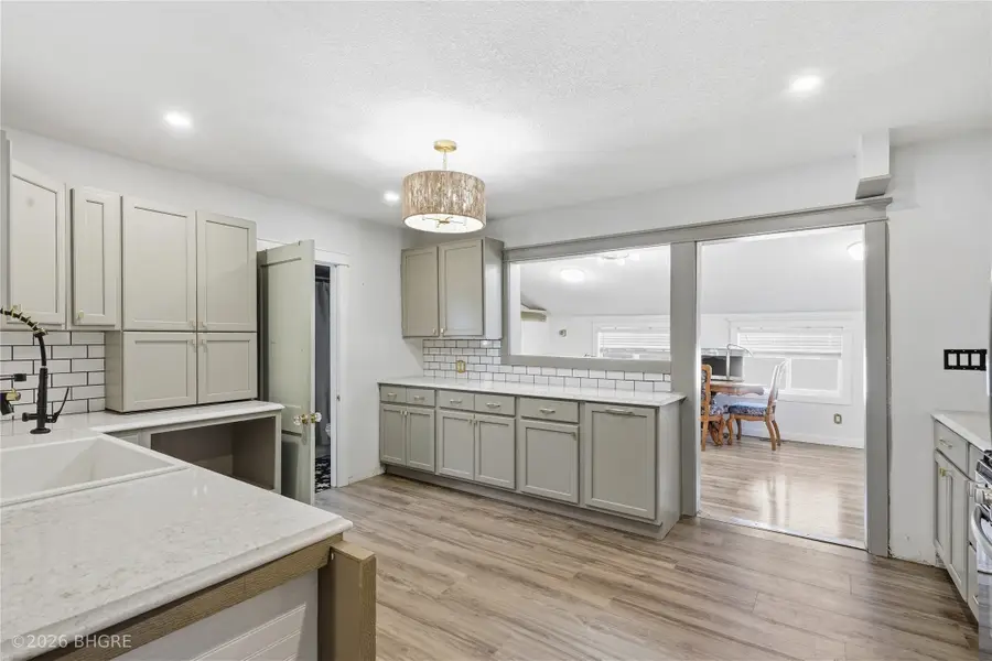 6208 SE 2nd Street, Des Moines, IA 50315 - #3