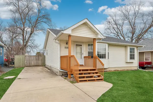 6129 Edwards Avenue, Des Moines, IA 50312