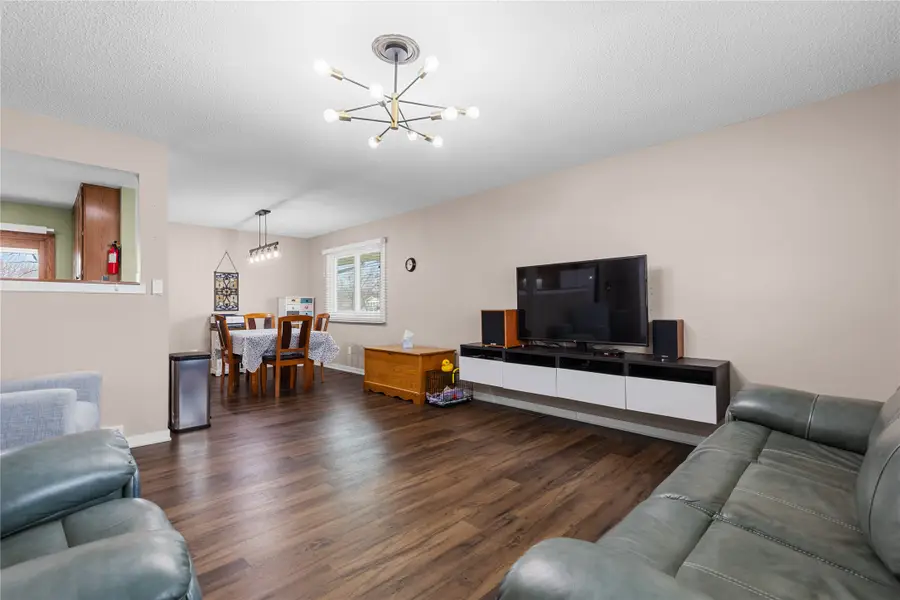 601 N 12th Street, Indianola, IA 50125 - #2