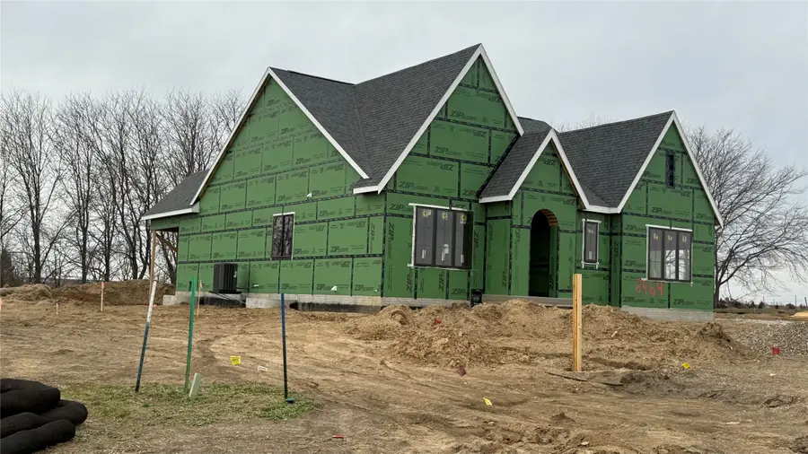 8464 Longmeadow Lane, West Des Moines, IA 50266 - #2