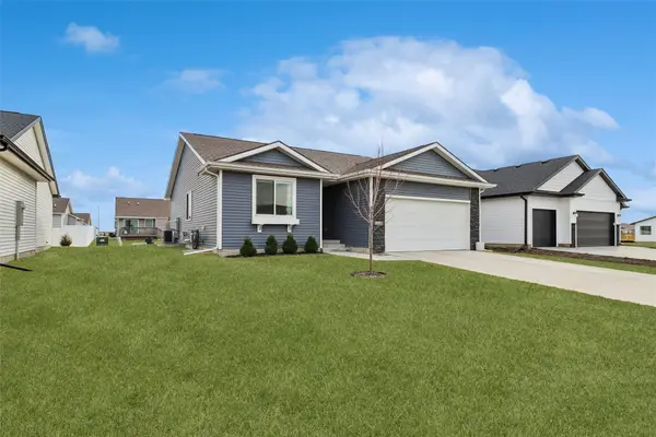 1320 Locust Street, Waukee, IA 50263