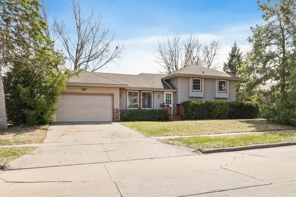 401 NW Kimberly Lane, Ankeny, IA 50023