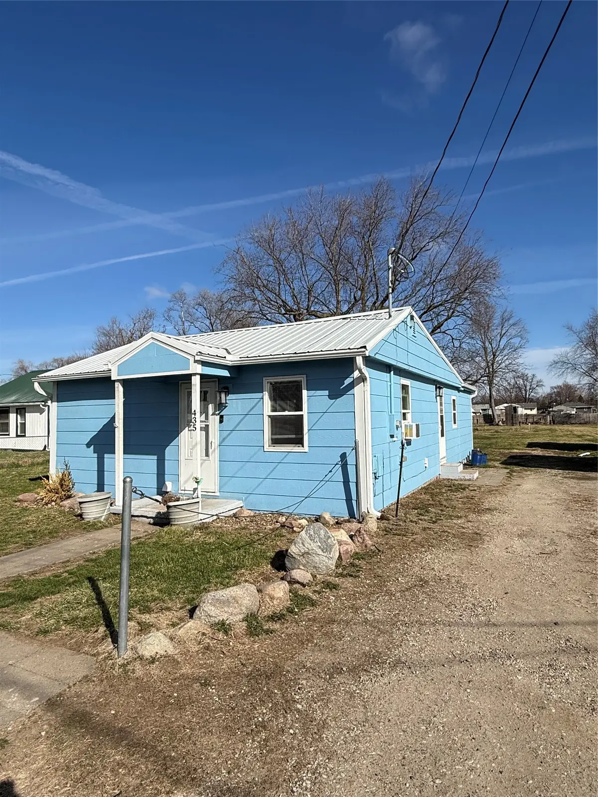 435 NW 49th Place, Des Moines, IA 50313 - #1