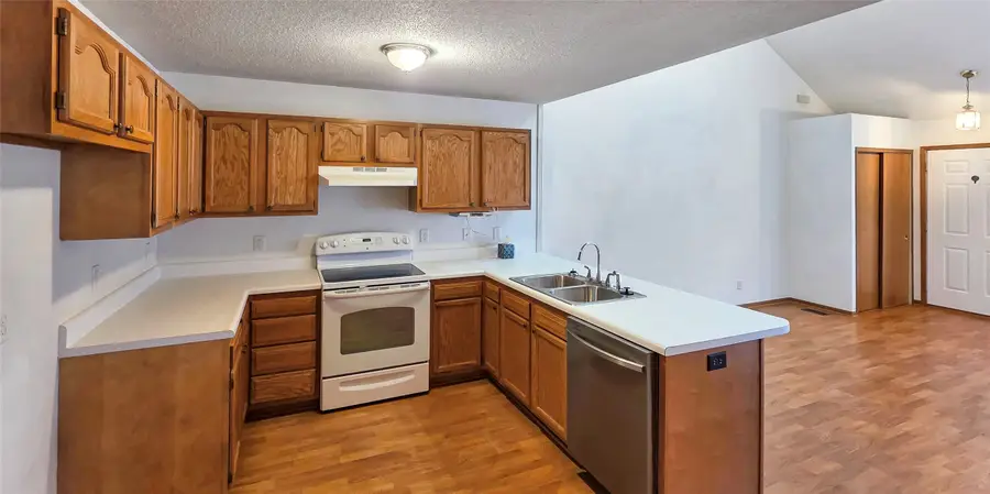 431 SE Woodbine Drive, Grimes, IA 50111 - #3