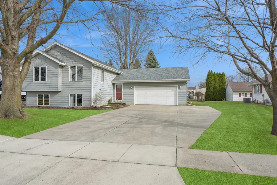 1316 E Girard Avenue, Indianola, IA 50125 - #2