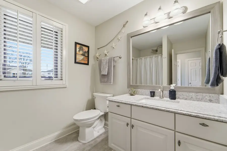 4908 Stream Side Circle, Des Moines, IA 50317 - #3