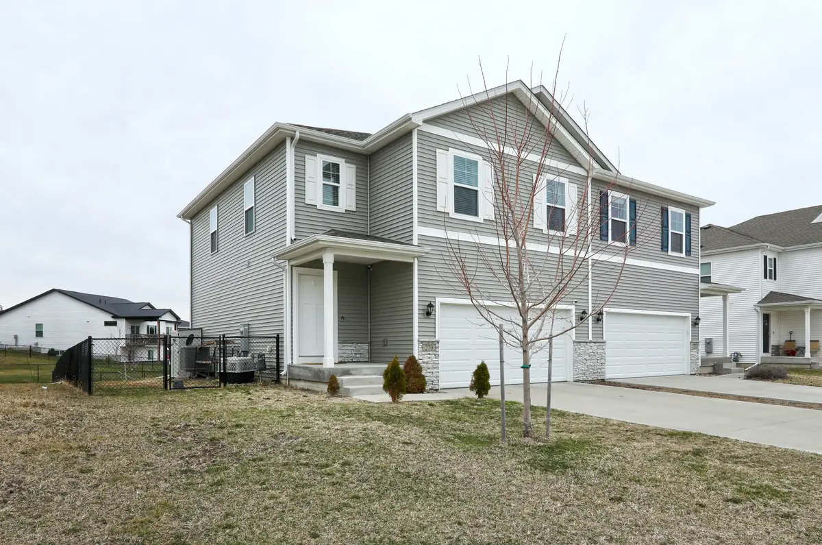 270 NW Charlestown Lane, Waukee, IA 50263 - #1