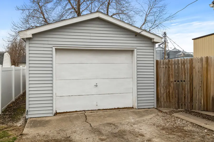 305 1st Street, Gilbert, IA 50105 - #3