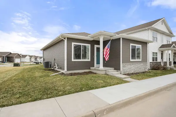 3027 NW Northwood Lane, Ankeny, IA 50023