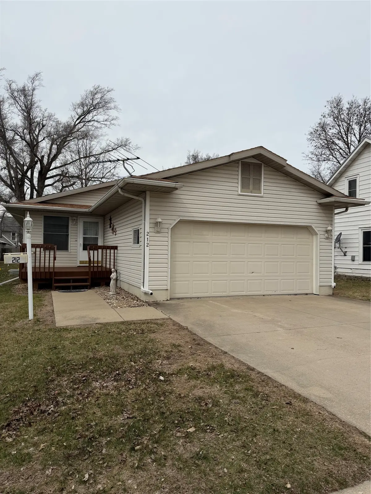 212 Maxwell Street, Maxwell, IA 50161 - #1