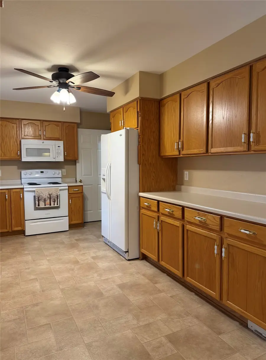 212 Maxwell Street, Maxwell, IA 50161 - #3