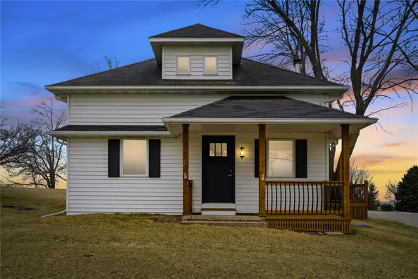 18002 240th Street, Adel, IA 50003