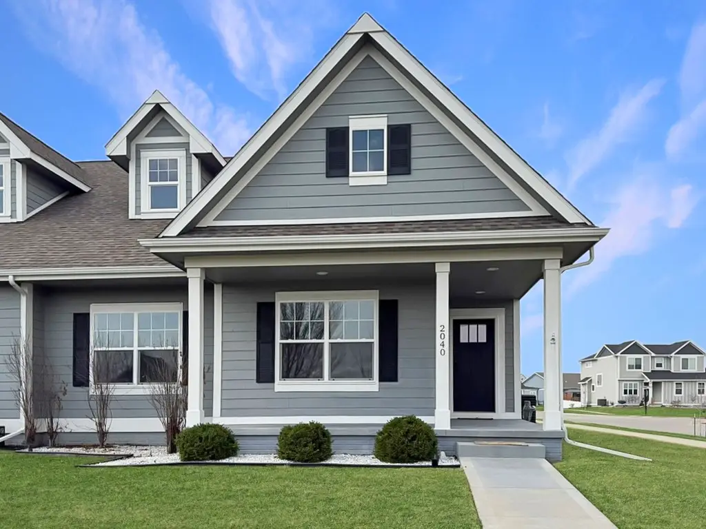 2040 SW Cascade Falls Drive, Ankeny, IA 50023 - #1