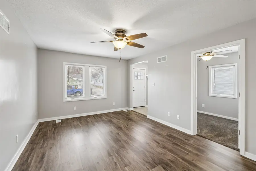 1544 Royer Street, Des Moines, IA 50316 - #3
