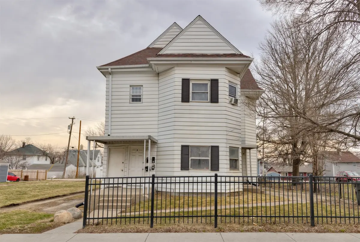 1325 6th Avenue, Des Moines, IA 50314 - #1