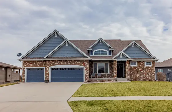 1306 NE 45th Street, Ankeny, IA 50021