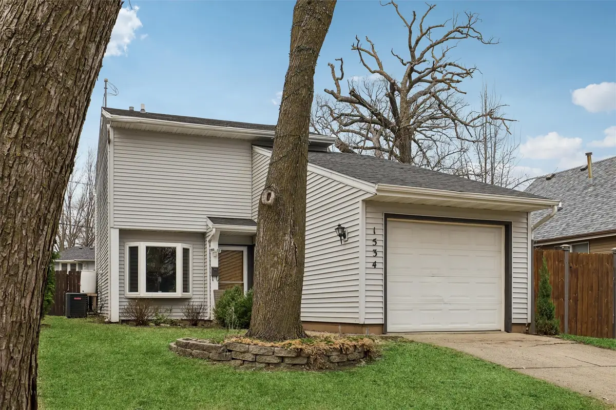 1534 12th Street, Des Moines, IA 50314 - #1