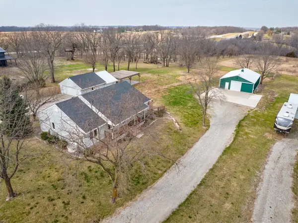 13069 Garst Trail, Indianola, IA 50125