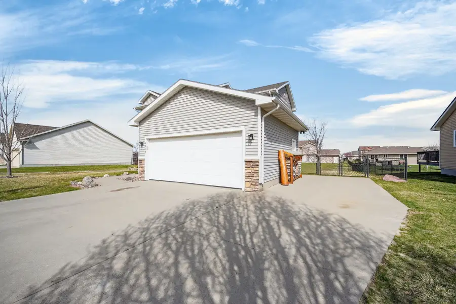 5012 NW 4th Street, Ankeny, IA 50023 - #2