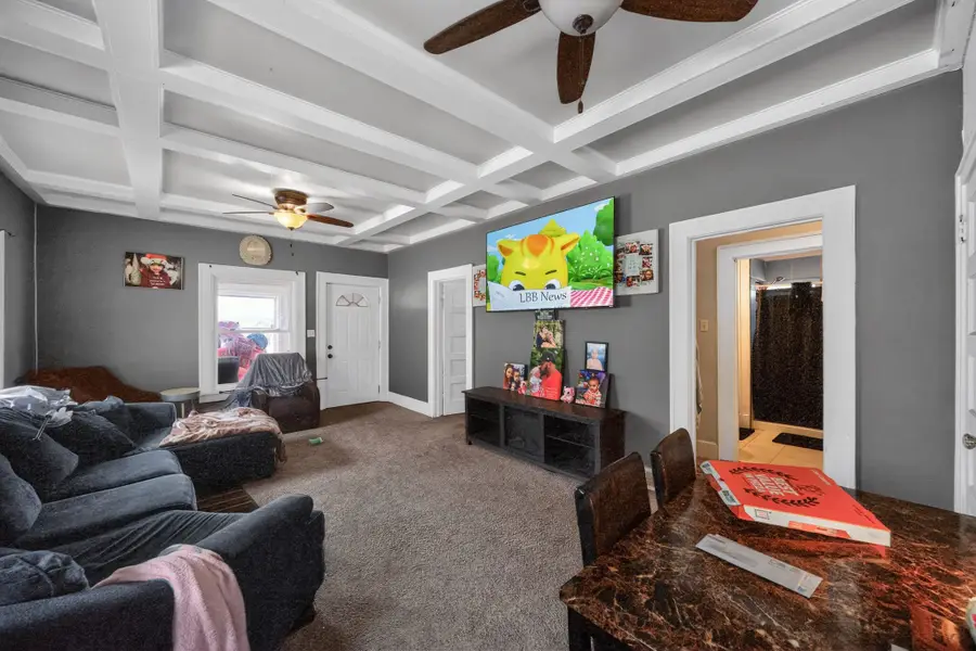 2048 E Walnut Street, Des Moines, IA 50317 - #3