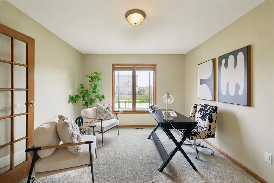 15419 Northview Drive, Urbandale, IA 50323 - #3