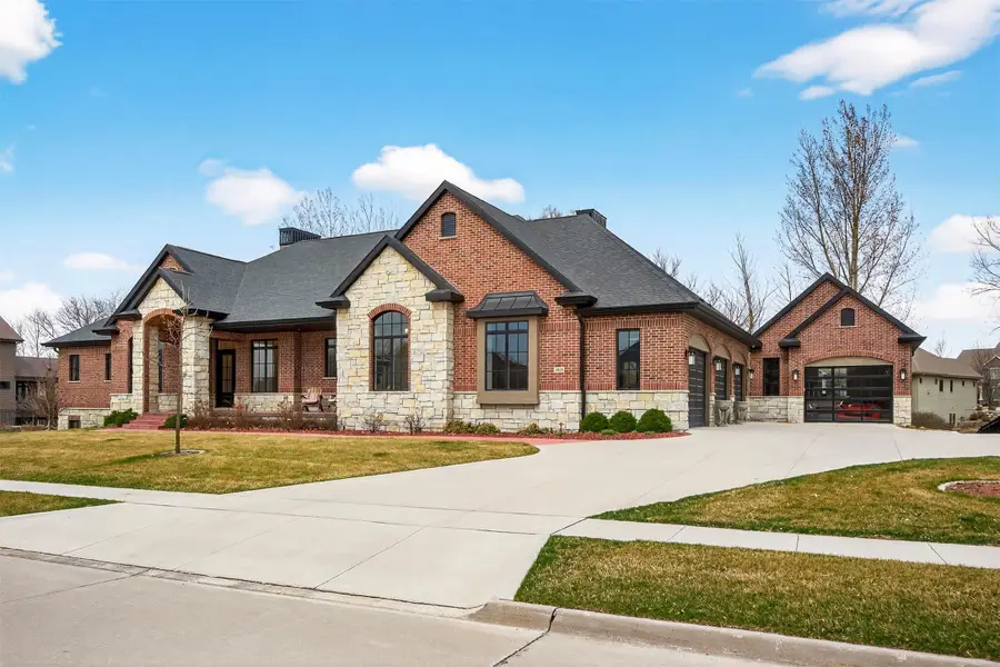 4816 147th Street, Urbandale, IA 50323 - #2